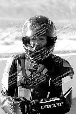 media/Oct-03-2022-Moto Forza (Mon) [[5f077a3730]]/Around the Pits/